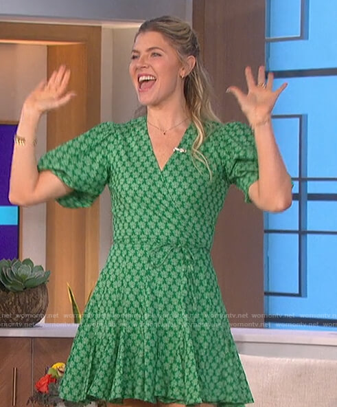 Amanda’s green printed wrap dress on The Talk