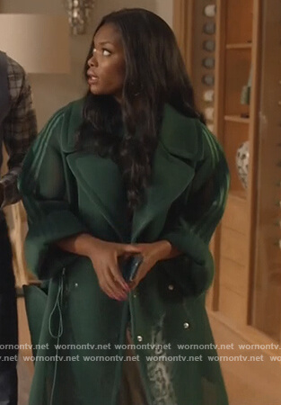 August’s green trench dress on The Kings of Napa