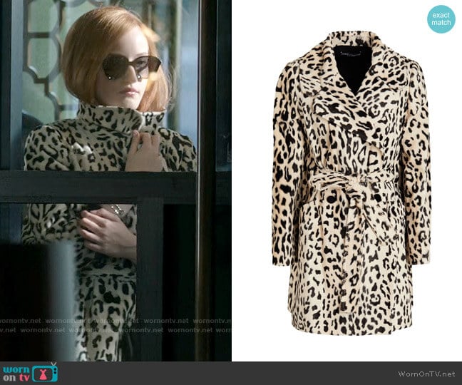 Dolce & Gabbana Double-breasted Leopard Coat worn by Anna Delvey (Julia Garner) on Inventing Anna