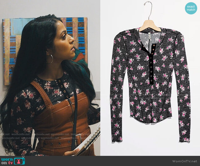 One Of The Girls Printed Henley by Free People worn by Mouzam Makkar on Naomi