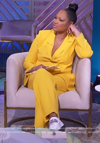 Garcelle’s yellow blazer and pants on The Real