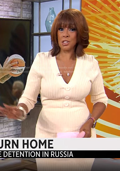 Gayle King’s cream rib knit dress on CBS Mornings