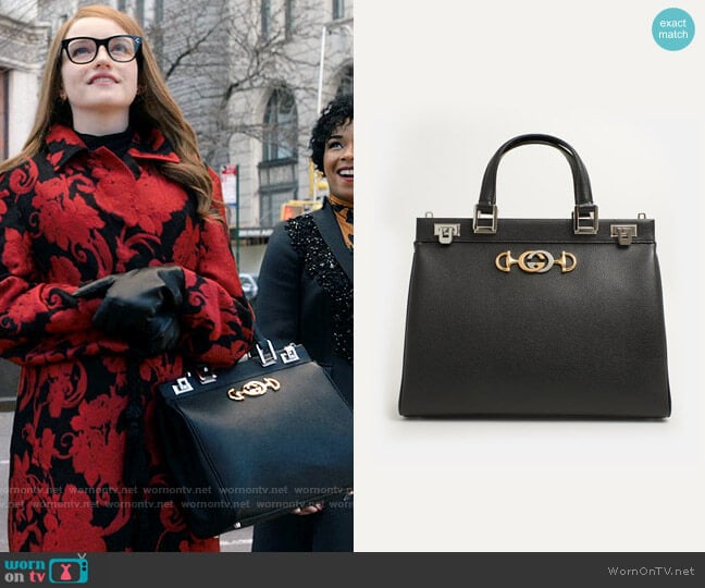 Gucci Zumi Tote worn by Anna Delvey (Julia Garner) on Inventing Anna