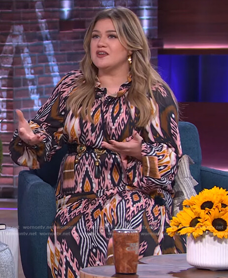 Kelly's abstract print belted dress on The Kelly Clarkson Show