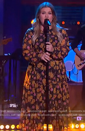 Kelly’s black floral print dress on The Kelly Clarkson Show