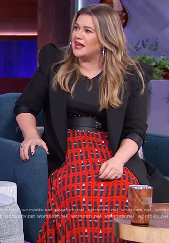 Kelly’s red coca cola print skirt on The Kelly Clarkson Show