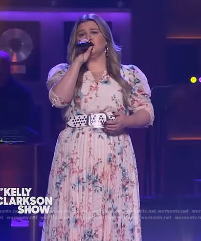 Kelly's white floral print dress on The Kelly Clarkson Show