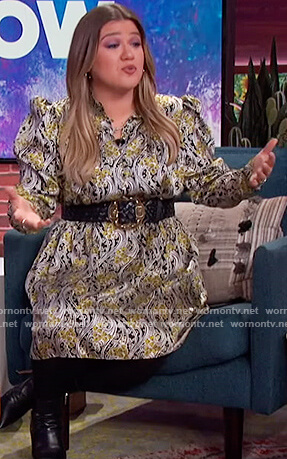Kelly’s black paisley print mini dress on The Kelly Clarkson Show