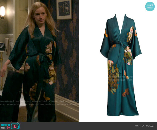 Kim + Ono Charmeuse Kimono in Peony & Butterfly / Vintage Teal worn by Anna Delvey (Julia Garner) on Inventing Anna