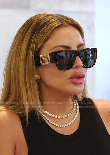 Larsa's black sunglasses on The Real Housewives of Miami