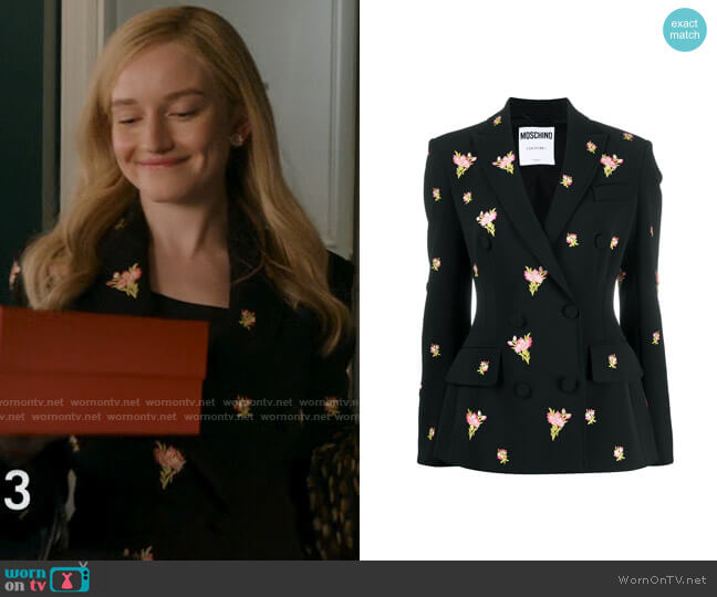 Moschino Floral embroidery double-breasted blazer worn by Anna Delvey (Julia Garner) on Inventing Anna