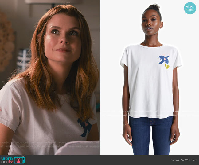 The Boxy Goodie Living Things Tee by Mother worn by Maddie Townsend (JoAnna Garcia Swisher) on Sweet Magnolias