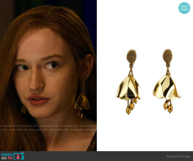 Oscar de la Renta Small Impatiens Flower Drop Clip Earrings worn by Anna Delvey (Julia Garner) on Inventing Anna
