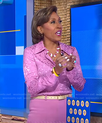 Robin’s pink floral blouse and pants on Good Morning America
