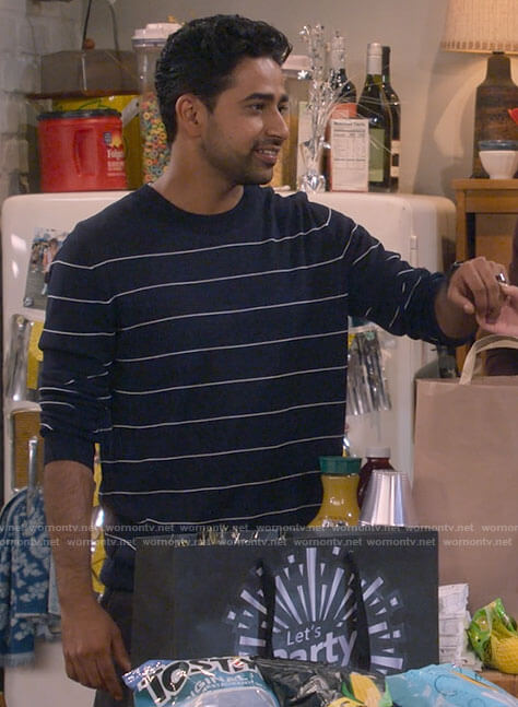 Sid’s navy striped sweater on How I Met Your Father