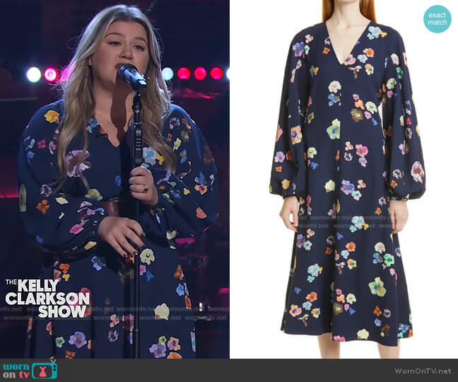 Rosen Dress by Stine Goya worn by Kelly Clarkson on The Kelly Clarkson Show