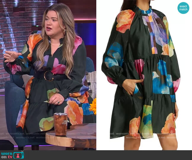 Jasmine Flower Dress by Stine Goya worn by Kelly Clarkson on The Kelly Clarkson Show