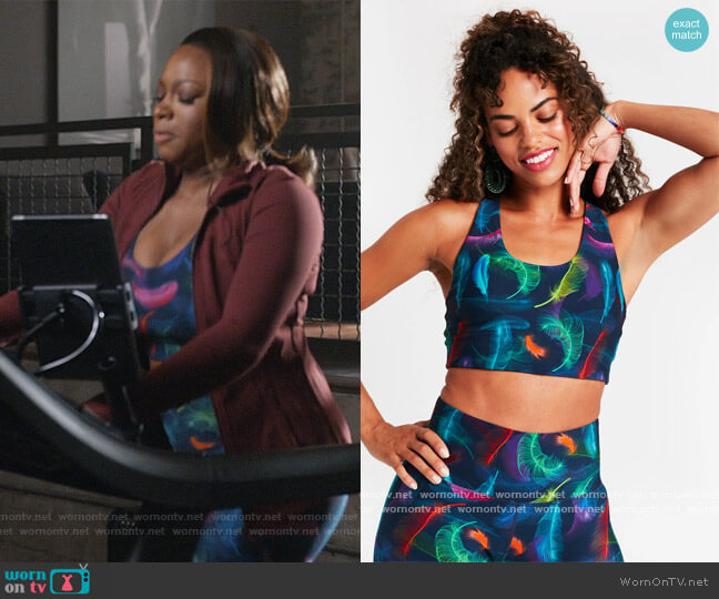 Lucky Feathers DuoKnit Sports Bra and Leggings by Terez worn by Jill (Naturi Naughton) on Queens