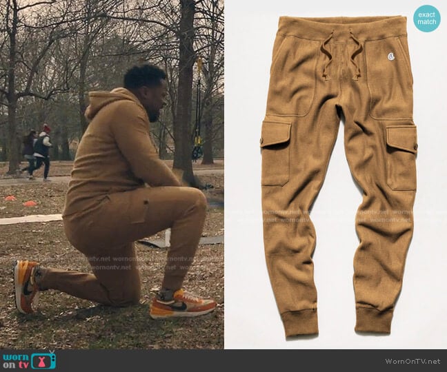 Utility Cargo Sweatpants by Todd Snyder + Champion worn by Malcolm-Jamal Warner on The Resident