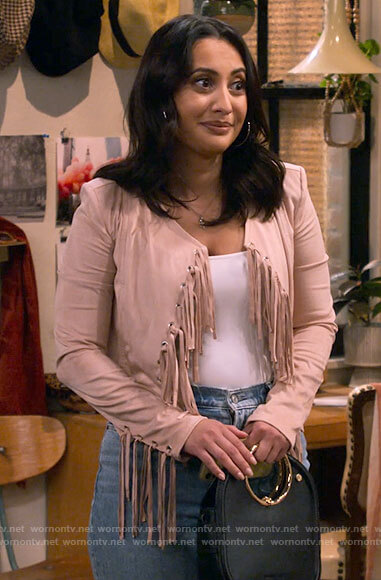 Valentina’s pink fringed leather jacket on How I Met Your Father