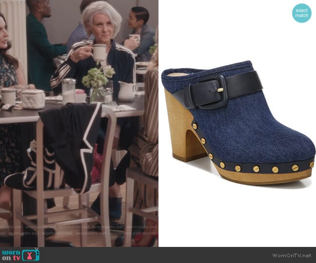 Dacey Clog by Veronica Beard worn by Miranda Hobbs (Cynthia Nixon) on And Just Like That