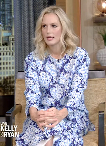 Ali Wentworth’s blue floral top and skirt on Live with Kelly and Ryan