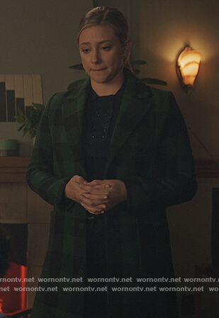 Betty's green check coat on Riverdale