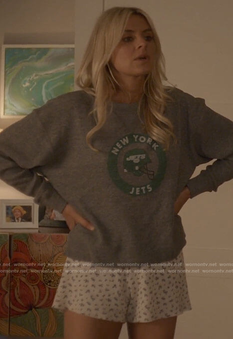 Amy's New York Jets top on Pivoting