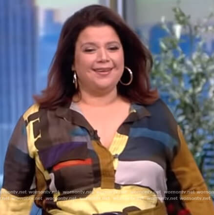 Ana’s geometric print dress on The View