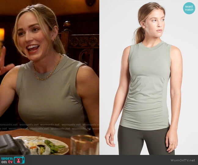 Athleta Foresthill Ascent Tank worn by Sara Lance (Caity Lotz) on Legends of Tomorrow