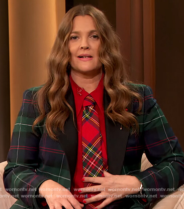 Drew’s green plaid blazer and pants on The Drew Barrymore Show