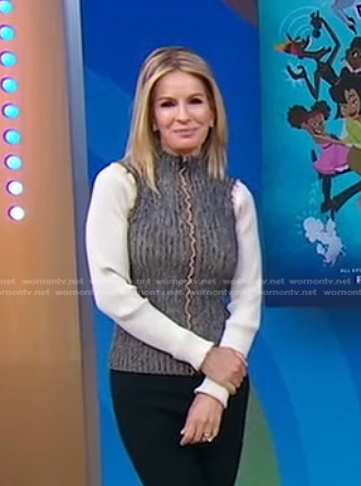 Jennifer’s gret and white ribbed sweater on Good Morning America