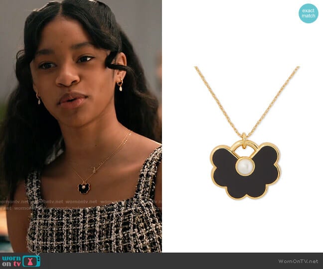 Kate Spade Black Flower Imitation Pearl Pendant Necklace worn by Ashley Banks (Akira Akbar) on Bel-Air