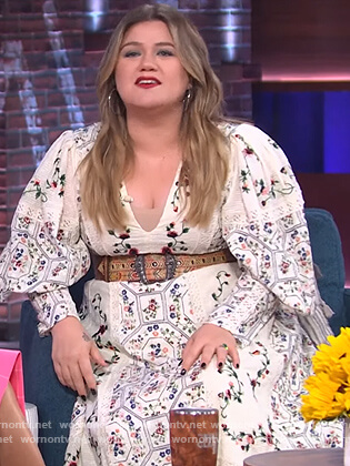 Kelly’s white embroidered dress on The Kelly Clarkson Show