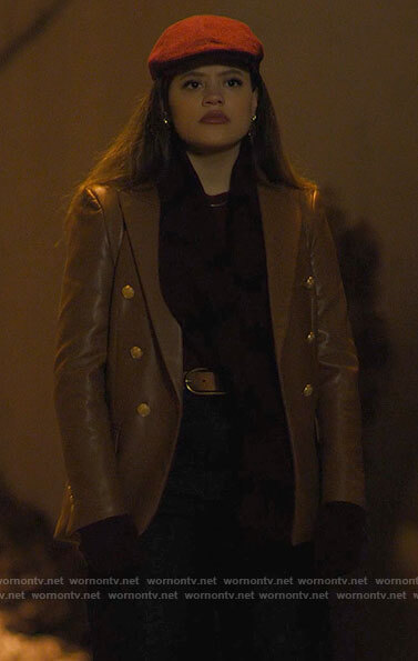 Maggie’s brown leather blazer on Charmed