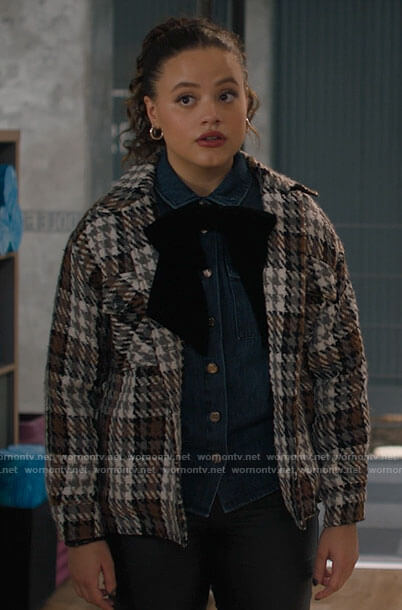 Maggie's denim shirt with black velvet bow and houndstooth jacket on Charmed