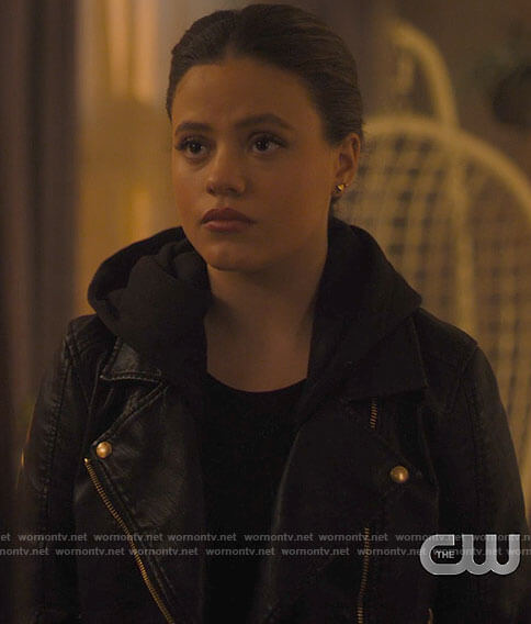 Maggie’s leather moto jacket on Charmed