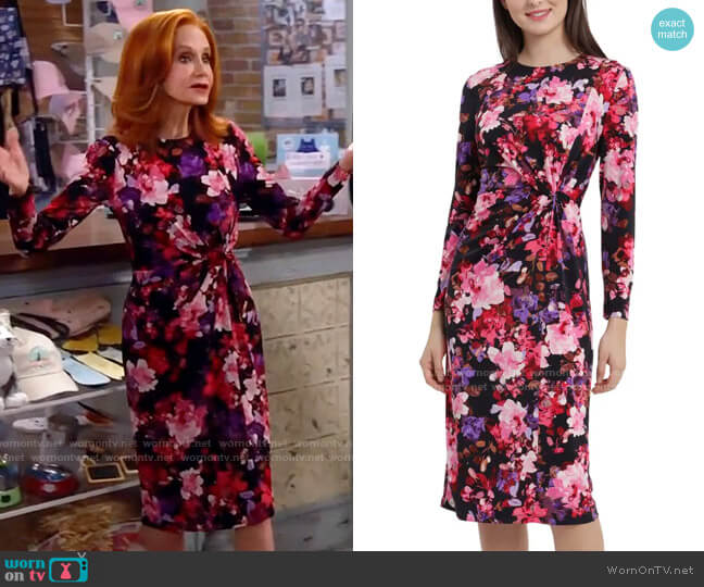 WornOnTV: Sheila’s floral twist front dress on Call Me Kat | Swoosie ...