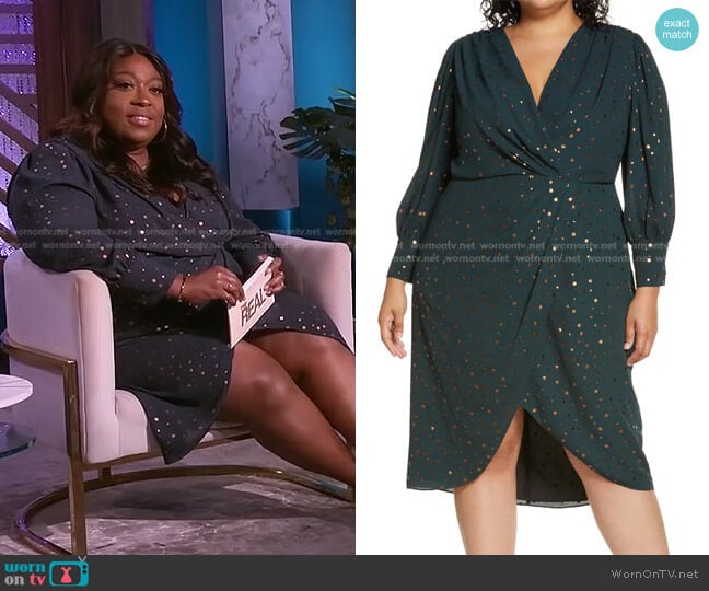 Foil Dot Long Sleeve Georgette Midi Dress by Maggy London worn by Loni Love on The Real