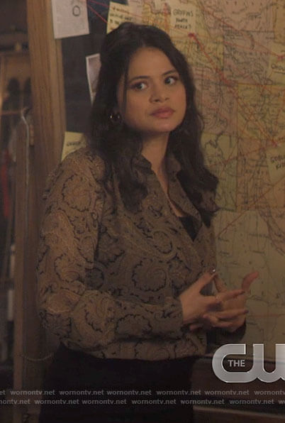 Mel's paisley blouse on Charmed