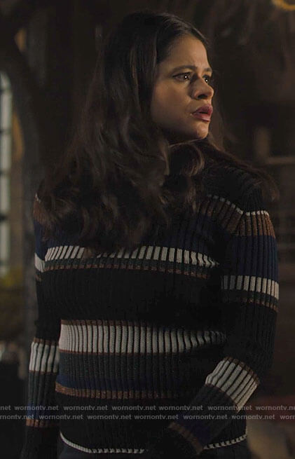 Mel’s mixed stripe sweater on Charmed