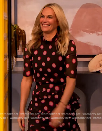 Molly Sims’ polka dot ruffle dress on The Drew Barrymore Show