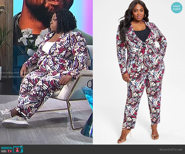 Trendy Plus Size Printed Blazer and Pants  by Nina Parker worn by Loni Love on E! News