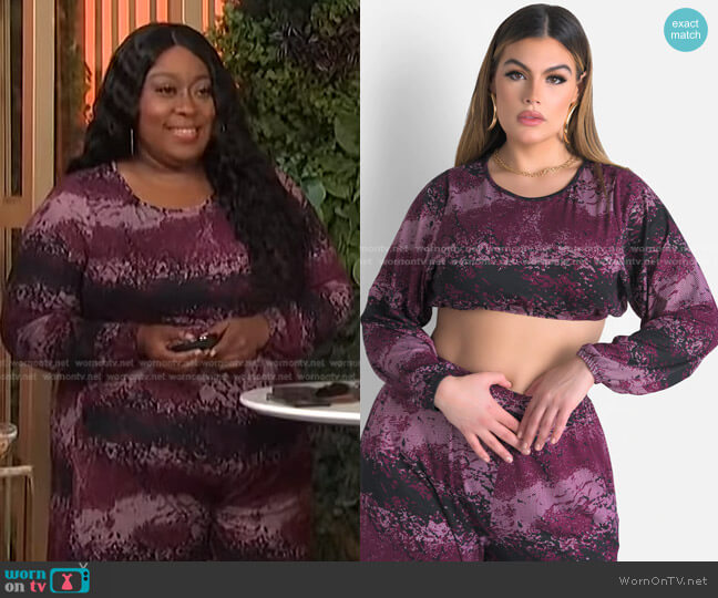 See You Later Oversized Crop Top by Rebdolls worn by Loni Love on E! News