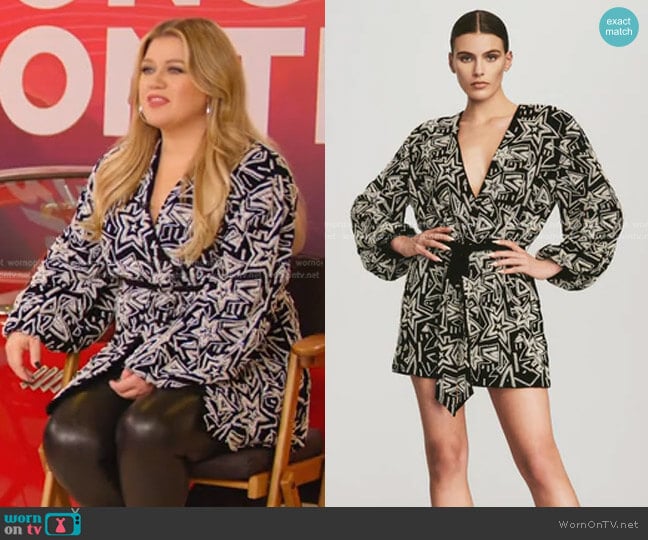 Pearl Star Gabrielle Robe by Retrofete worn by Kelly Clarkson on Today