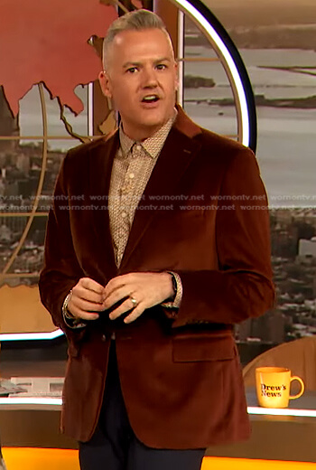 Ross’s brown velvet blazer on The Drew Barrymore Show