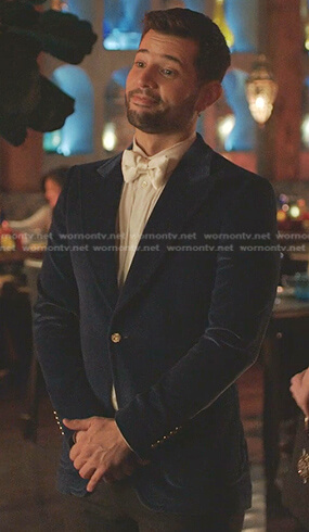 Sam's blue velvet blazer on Dynasty