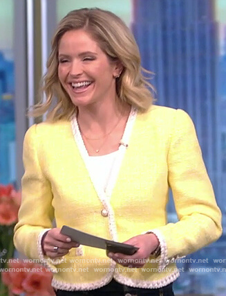 Sara’s yellow tweed jacket on The View