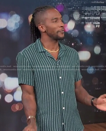 Scott’s green striped shirt on Access Hollywood