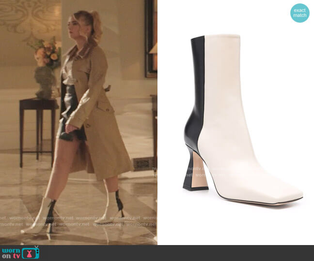 Isa leather ankle boots by Wandler worn by Amanda Carrington (Eliza Bennett) on Dynasty